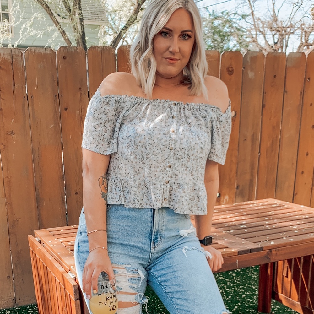 off the shoulder scrunch blouse